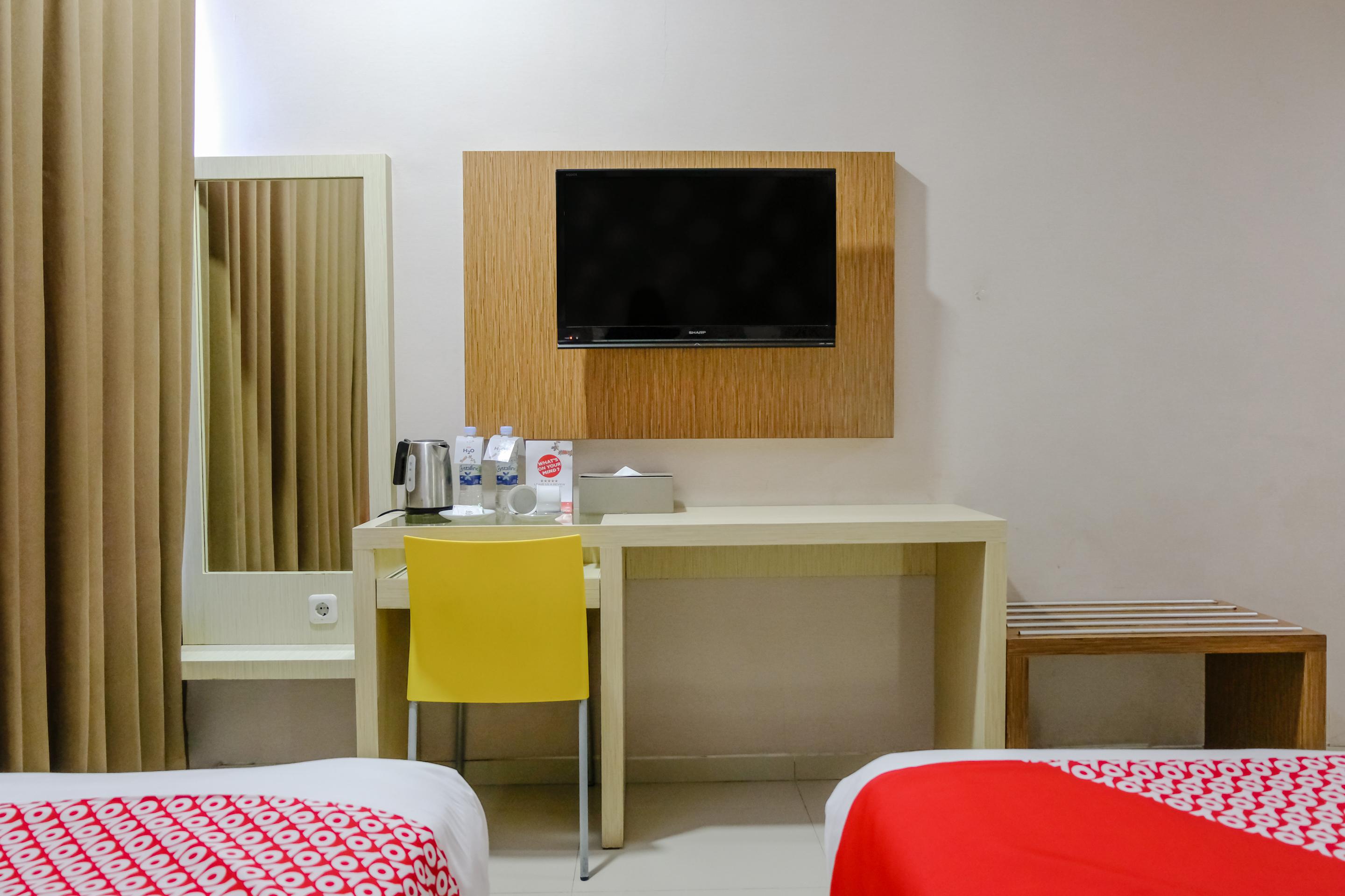 Super Oyo Townhouse Oak Series Style Hotel Jembel Exterior foto