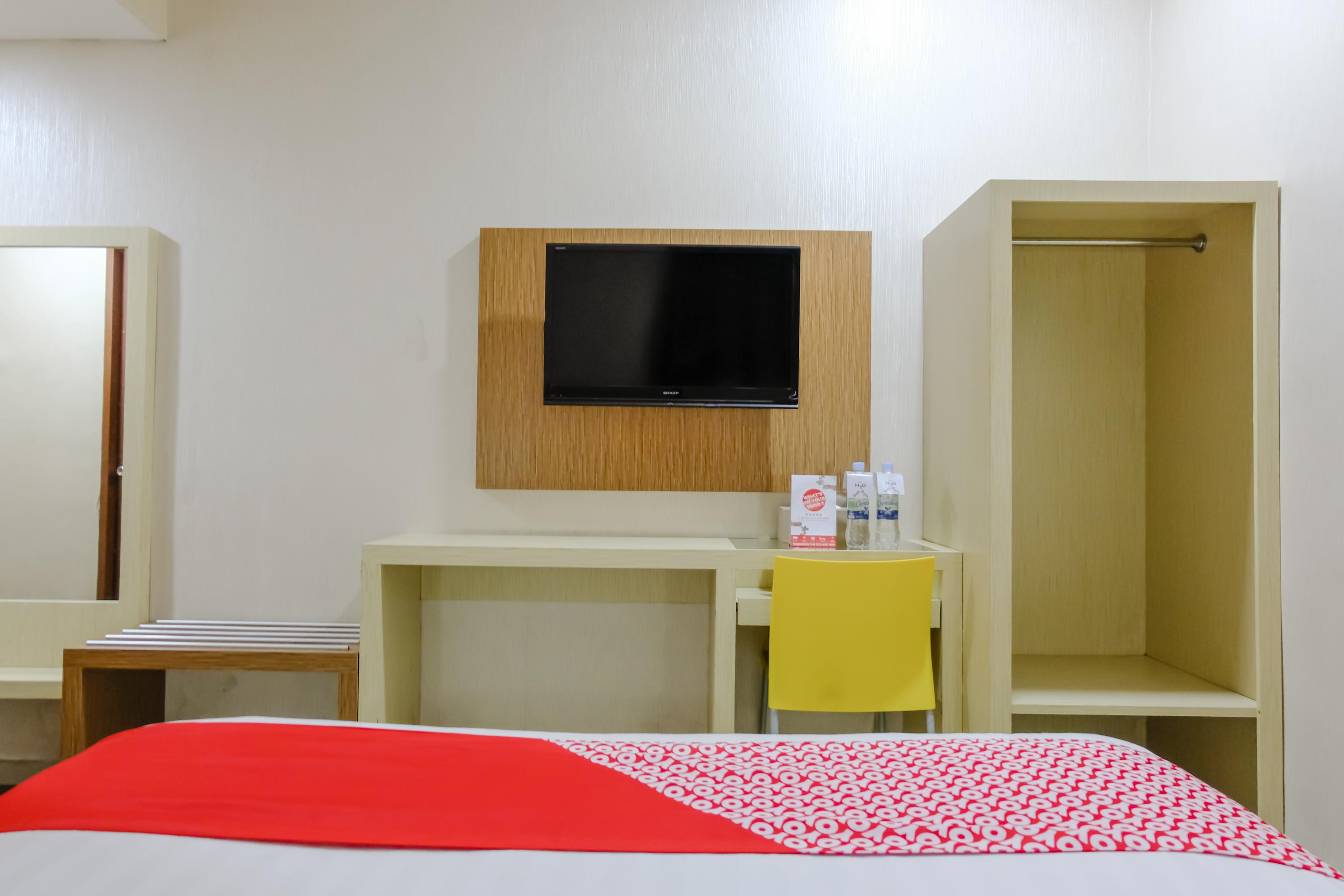 Super Oyo Townhouse Oak Series Style Hotel Jembel Exterior foto