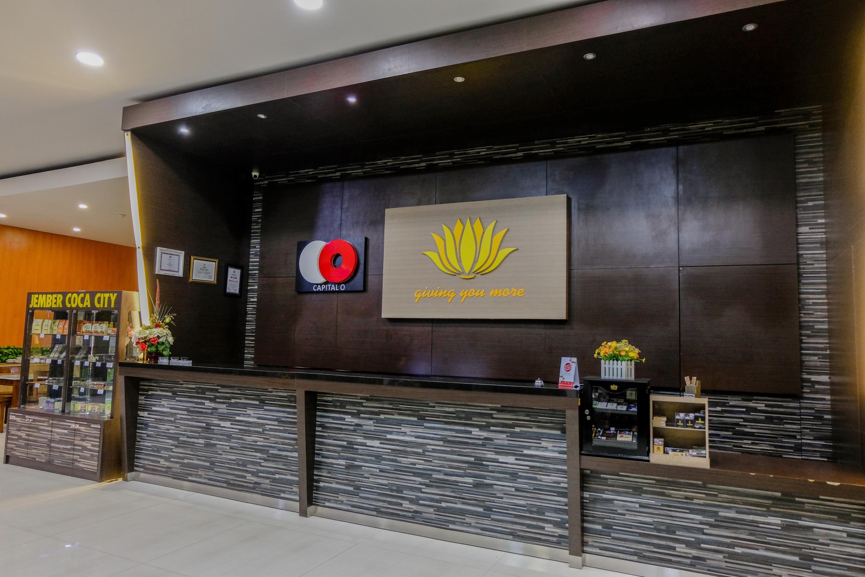Super Oyo Townhouse Oak Series Style Hotel Jembel Exterior foto